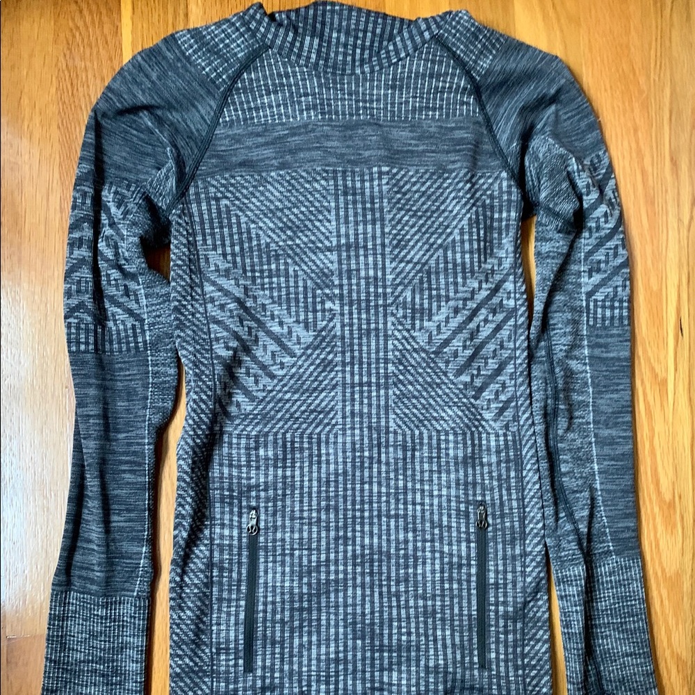 LULULEMON HOODIE XS